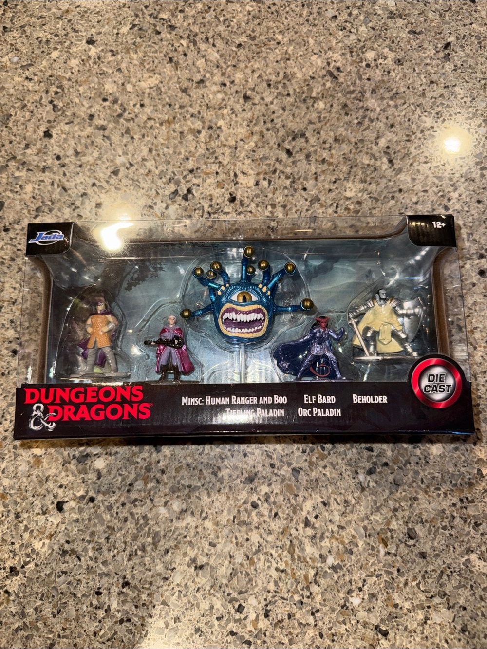 Dungeon & Dragons Die-Cast Mini Figure Set - Blue Beholder & Adventurers